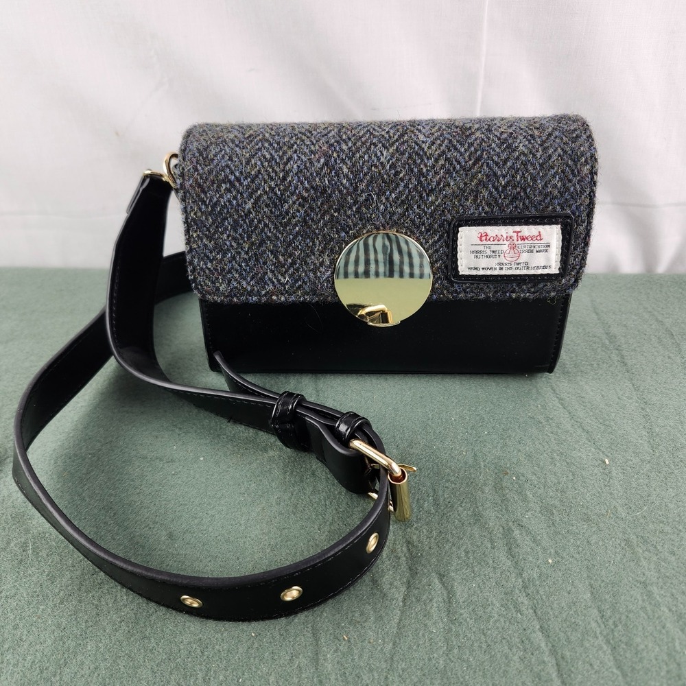Harris Tweed Crossbody Bag w/ Goldtone Accent Black Leather Snow Paw Herringbone